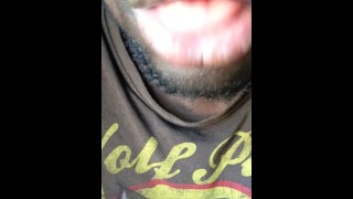 Meu vídeo da língua babando 7