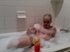 Bubble Bath Time!! - Screenshot 10 of 16 - Nice Cock