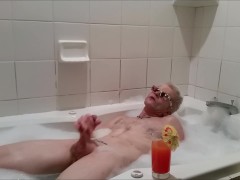 Bubble Bath Time!! - Screenshot 16 of 16 - Masturbate