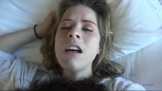 Lilly Ford Wird Hart Gefickt Bekommt Einen Creampie