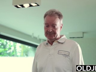 Hardcore Fuck For Teen Sucking cock swallows and Getting Fucked By Old Man screenshot number 1