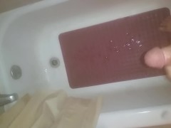 Cumshot Across Bathtub [LongDistance]