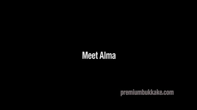 Premium Bukkake-Almaは64の巨大な一口の絶頂負荷を飲み込みます