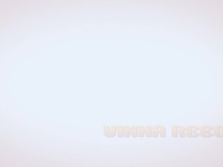 Wetandpissy - Vinna Reed peeing her hotpants in solo pissing video