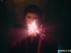   Queen Of Thrones: Part 3 (A XXX Parody) - Brazzers