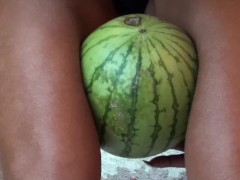 Muscle Goddess Destroys Watermelon with Strong Thighs