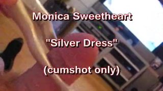 ALLEEN PREVIEW: Monica Sweetheart in een zilveren jurk facial (alleen cumshot)