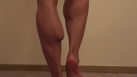 Feet calves