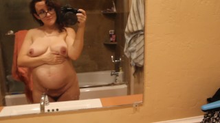 A 16-Week Belly In Her Second Pregnancy