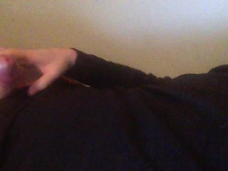 Rubbing cum all over my shirt! Cum control!