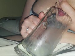Hand expressing - Screenshot 7 of 16 - Mom