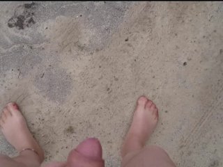 Outdoor CUM in Strumpfhose