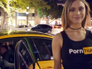 与 Anya Olsen 在 Pornhub 车上的火辣做爱 - 拉力赛 #7