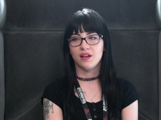 Ask A Porn Star: My First Anal Sex screenshot number 2