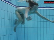 Preview 4 of Bouncing booty in a underwater show