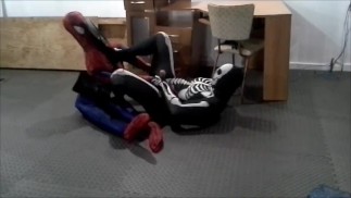 鳍骷髅与蜘蛛侠