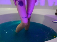 Amateur teen in the bath 