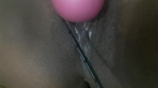 SQUIRTING EBONY PUSSY WITH TOY