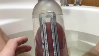 8.25” of dick in Bathmate X40