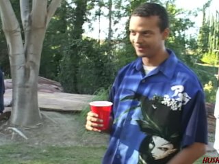 College girl Daisy Marie goes slutty with her girlfriends at frat party