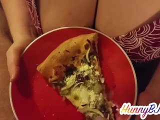 curvy blonde, exclusive, pizza, funny