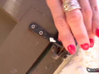 Busty Mom Kendra Lust Takes A Fat Pecker screenshot number 0