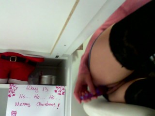 MASTURBATE AT WORK_: DAY 13.My Christmas present.solo_female