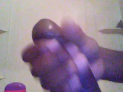 Quick Wank Before Bed - Screenshot 10 of 16 - Cumming