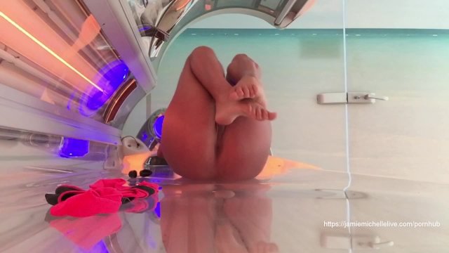 Jamie Michelle Tanning Bed Confessions 