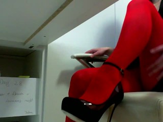 Masturbate at Work :day 28.Rubbing through Red Pantyhose.brunette Amateure
