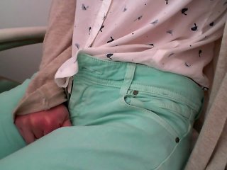 Masturbate_at work:Day 34: Orgasm trought my pants