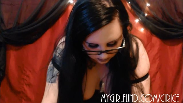 Chubby Goth Riding You Simulation