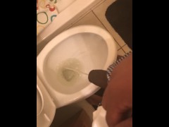 Pissing B4 the Pussy