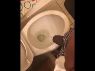Pissing B4 the Pussy