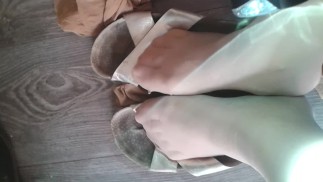 Nylonfüsse und Hausschuhe