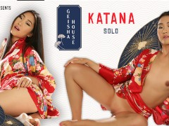 VRHUSH Geisha girl touches her tight Asian pussy