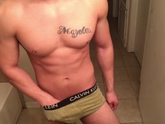 Introduction - Screenshot 3 of 16 - Muscular Guy