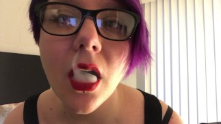 Копчение накладных ногтей