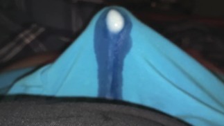 Éjaculation mains libres palpitantes dans mes boxers !