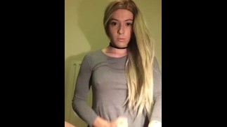 Solo Blonde Sissy