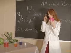 Gold Theory - Screenshot 2 of 16 - Redhead