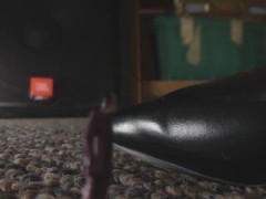 Unaware Giantess Wearing Squeaky Heels