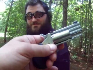 hollow point, 22 magun, sfw, revolver