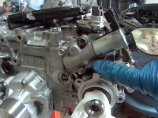 2007 Subaru Impreza Rebuild -part 5 how to Install AVLS Solenoid Cam Seal