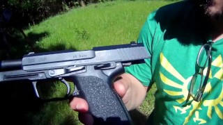 Sig P220 Equinox против H&K USP - Красота - Mini Gun Reviews