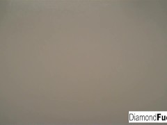 Diamond Kitty Decides To Get Wet And Wild In The Shower - Screenshot 7 of 16 - Diamondkitty