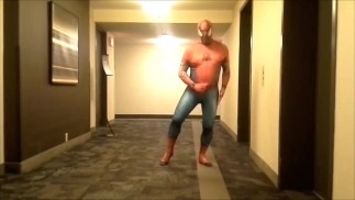 酒店电梯的蜘蛛快速中风