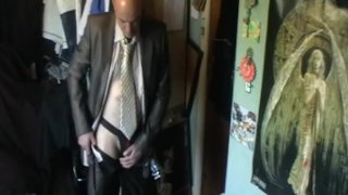 Uomo d'affari irlandese cazzo grosso bordatura masturbazione in ufficio