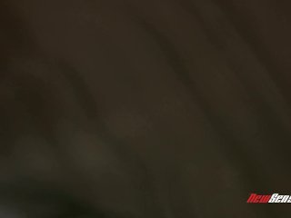 Carmen Needs Stepdaddys Cock screenshot number 0
