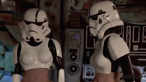Vivid Parodie - 2 Storm Troopers apprécient une bite Wookie